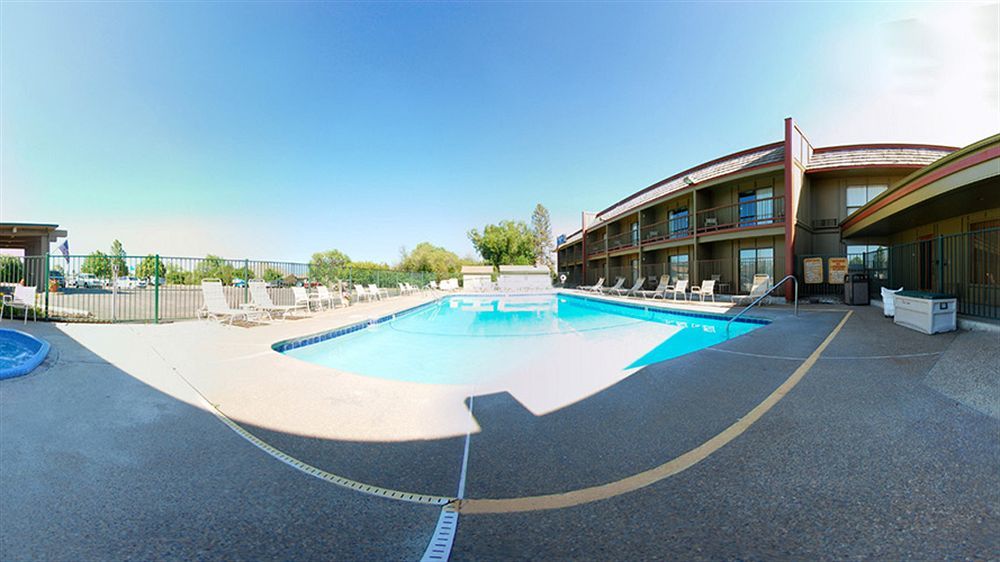 Quality Inn Big Sky Kalispell Exterior photo